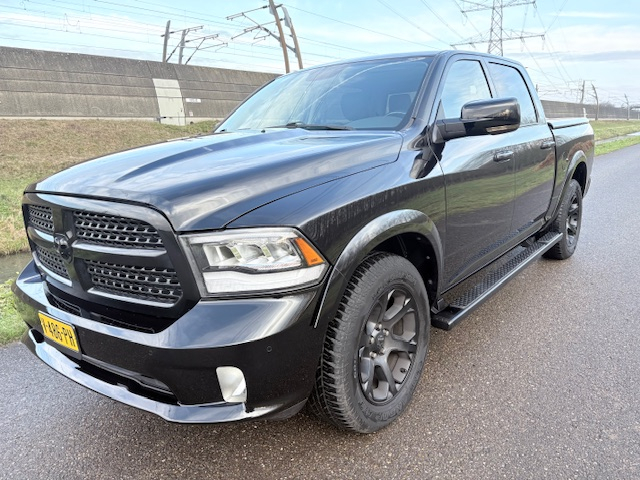 Dodge Ram 1500 4x4 Laramie Sport