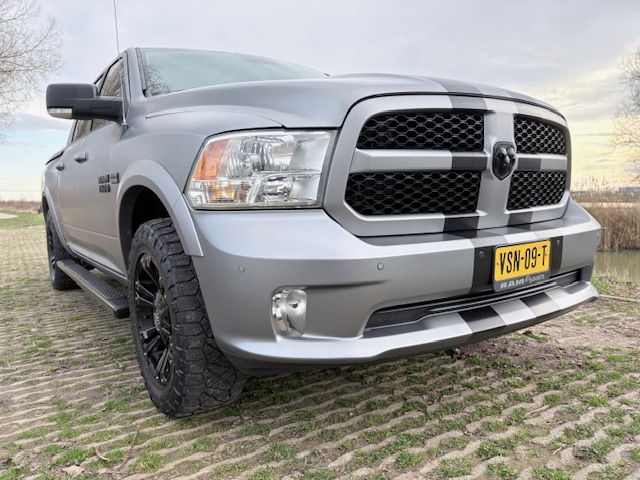 Dodge Ram 1500 c