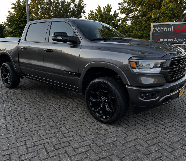 Dodge Ram 1500 I Rumble Bee I Panoramadak I Luchtvering